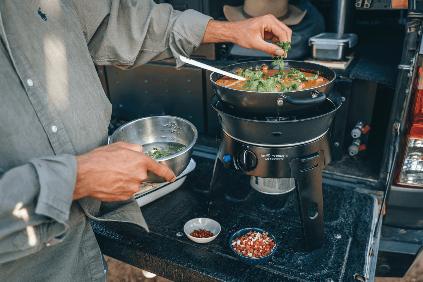 CADAC Safari Chef 30 | Barbecue à gaz compact 4-en-1